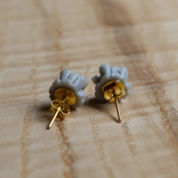Grey Flower Stud Earrings - Picture 2 of 2